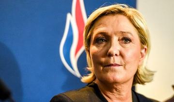 Le Pen poursuit à Bayeux sa conversion au gaullisme