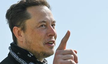 Elon Musk sommé par Twitter de vendre 10% de ses actions Tesla, qui chute en Bourse
