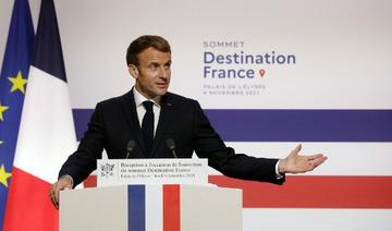 Tourisme: Macron appelle les groupes étrangers à investir en France 