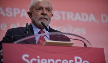 Lula accuse Bolsonaro de «détruire» le Brésil avant de rencontrer Macron à Paris