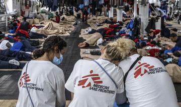 Migrants: MSF trouve dix cadavres sur un bateau bondé au large de la Libye