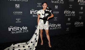 L'actrice américaine Lana Condor arbore le look ludique du couturier libanais Chakra