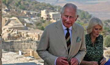 Le Prince Charles rend hommage à l’amitié de la reine Elizabeth II et du défunt roi Hussein de Jordanie