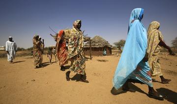 Darfour: un groupe armé pille près de 2000 tonnes d'aide alimentaire, selon le PAM