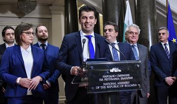 Bulgarie: annonce d'un nouveau gouvernement de coalition inédit en attente