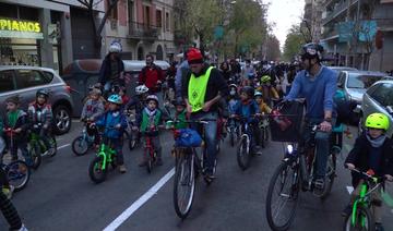 A Barcelone, un «vélobus» pour amener les enfants à l'école en toute sécurité 