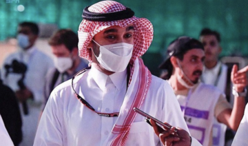 Le ministre saoudien des Sports suit les préparatifs de la course de F1 du Royaume