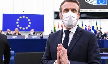 Macron défend l'État de droit européen, l'opposition l'étrille
