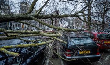 La tempête Eunice balaie le nord de l'Europe, faisant au moins 16 morts