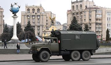 Les forces terrestres russes entrent en Ukraine, cinq militaires tués