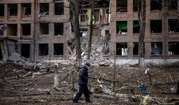 La guerre entre dans Kiev, l'UE dénonce un «crime de guerre majeur» à Marioupol 	