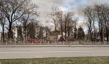 Ukraine: des «centaines» de personnes sous les décombres d'un théâtre bombardé à Marioupol