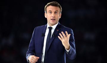Présidentielle: trois prix Nobel appellent à voter Macron