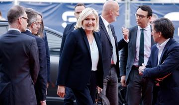 Marine Le Pen veut empêcher les binationaux d’exercer certains emplois