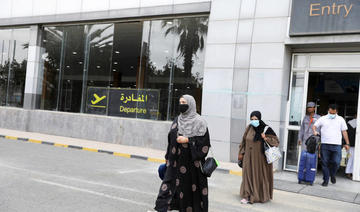 Des passeports délivrés par les Houthis perturbent le départ du premier vol commercial depuis Sanaa