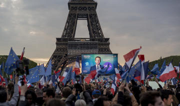 La réélection d'Emmanuel Macron saluée dans le monde