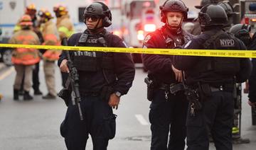 La police de New York lancée aux trousses d'un tireur du métro, qui a fait 23 blessés