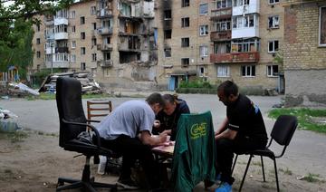 S&P abaisse la notation de l'Ukraine, avec perspective négative, en raison du conflit avec la Russie