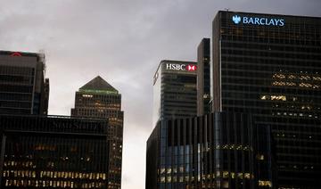 Déserts de cash: Londres hausse le ton face aux banques