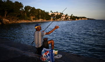 Guadeloupe: Gel du prix du carburant des pêcheurs, après le blocage d'un chenal