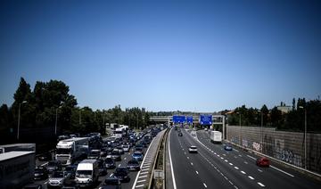 Vacances: plus de 800 km de bouchons sur les routes au pic du trafic