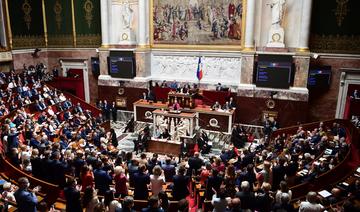 Motion de censure de gauche rejetée, le gouvernement  «au travail»