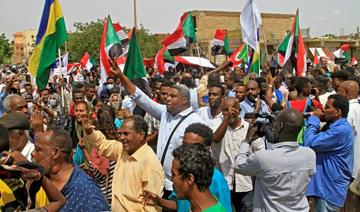 Soudan: des centaines de manifestants contre le putsch et les violences tribales 
