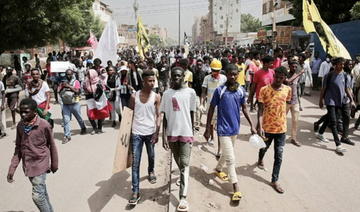 Au Soudan, des milliers de manifestants crient  «A bas Burhane»