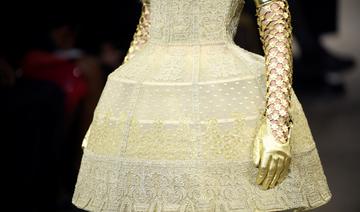 Dior joue avec les talons et corsets pour donner du pouvoir aux femmes 