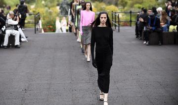 Givenchy: Féminité avec une touche de streetwear