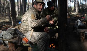 Dans une tranchée ukrainienne, trucs et astuces contre le froid