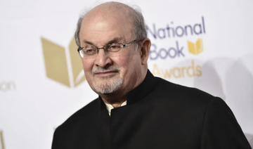 Salman Rushdie a perdu un oeil et l'usage d'une main 