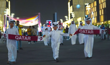 En Photos: Les supporters affluent aux stades de Doha le premier jour de la Coupe du Monde