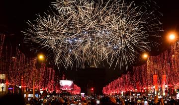 À Paris, le feu d'artifice du Nouvel An de retour sur les Champs-Elysées
