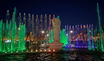 La place Tahrir à Bagdad, de coeur de la révolte à promenade fleurie