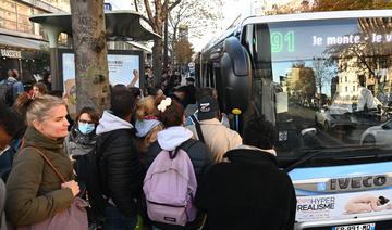 France: une grève perturbe fortement le métro parisien, mais pas de cohue 