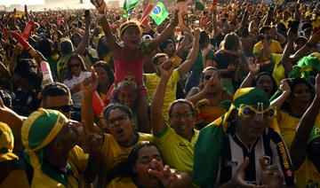 Le Brésil se fige pour le Mondial et commence à rêver à son «  hexa  »