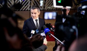 Noël et Hanouka: Darmanin veut des policiers «à pied» devant tous les lieux de culte