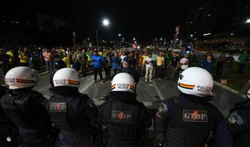 Brésil: affrontements entre police et partisans de Bolsonaro à Brasilia 