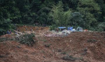 21 morts dans un glissement de terrain en Malaisie