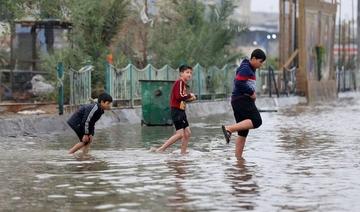 Bagdad dégage les rues inondées après les fortes pluies qui ont frappé l'Irak