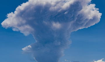 Le volcan chilien Lascar envoie un signal sismique et augmente son activité