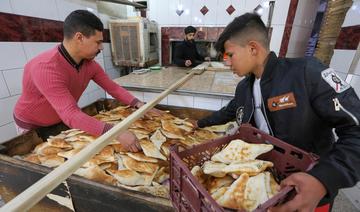 En Irak: le «samoun», pain en forme de losange, est un trésor national 