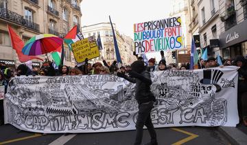 Retraites: 150 000 personnes à Paris samedi selon les organisateurs