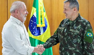 Brésil: Lula limoge le chef de l'armée, deux semaines après les attaques de Brasilia