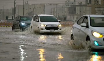 Des vents violents et de fortes pluies incitent les habitants de Riyad à rester chez eux