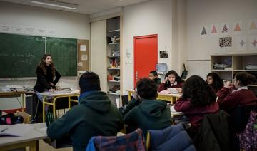Le port de l'uniforme à l'école, rare et jamais généralisé en France