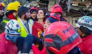 Turquie: Une femme et un enfant sortis vivants dimanche par une équipe du Salvador