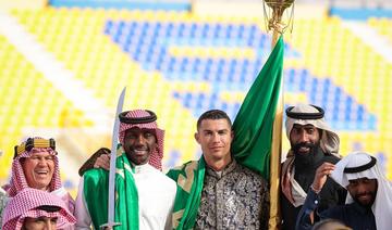 Ronaldo célèbre le jour de la fondation en tenue saoudienne traditionnelle avec ses coéquipiers d'Al-Nassr
