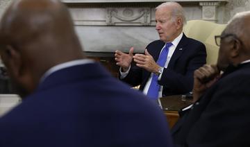 Biden demande à des élus afro-américains de continuer à pousser pour une réforme de la police